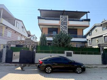 Didim'de Satılık 4+1 Ayrı Mutfaklı Villa