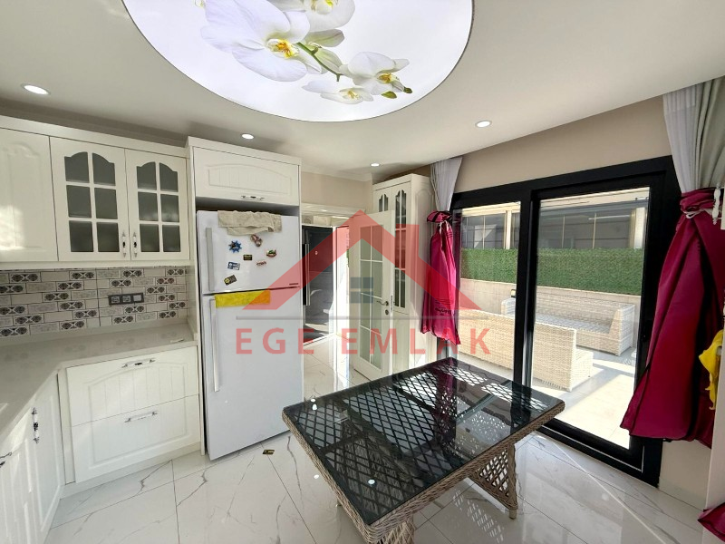 Didim'de Satılık 4+1 Ayrı Mutfaklı Villa