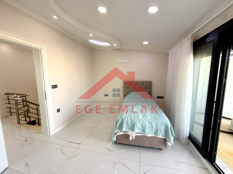Didim'de Satılık 4+1 Ayrı Mutfaklı Villa