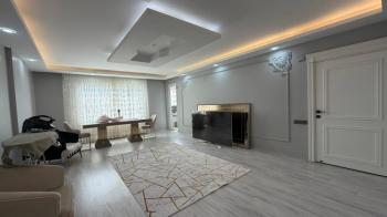 Elmas’tan Hürriyet’te Geniş Peyzajlı Nezih Site İçi 4+1