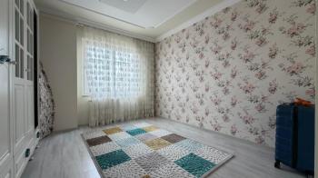 Elmas’tan Hürriyet’te Geniş Peyzajlı Nezih Site İçi 4+1