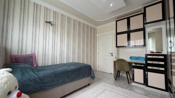 Elmas’tan Hürriyet’te Geniş Peyzajlı Nezih Site İçi 4+1