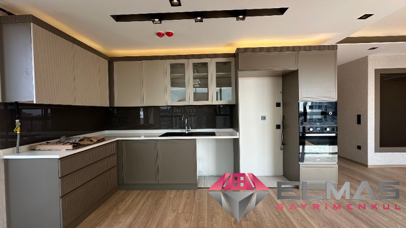 Elmas’tan Menteş’te Lüks Projede Havuzlu Kapalı Otoparklı 3+1