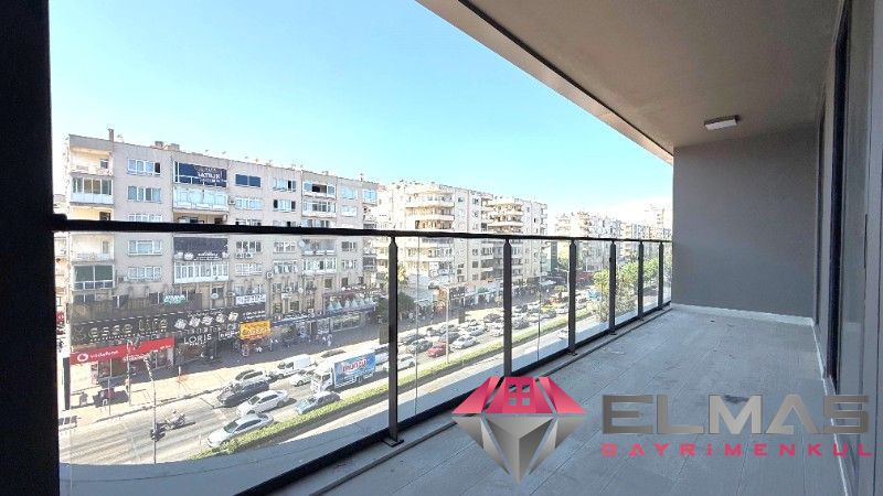 Elmas'tan İnönü'de Merkezi Konumda Şık Kullanışlı 2+1 Ofis