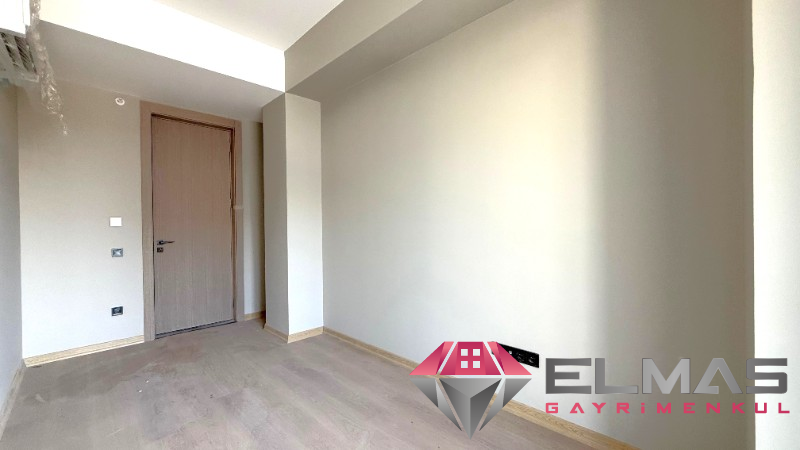 Elmas'tan İnönü'de Merkezi Konumda Şık Kullanışlı 2+1 Ofis