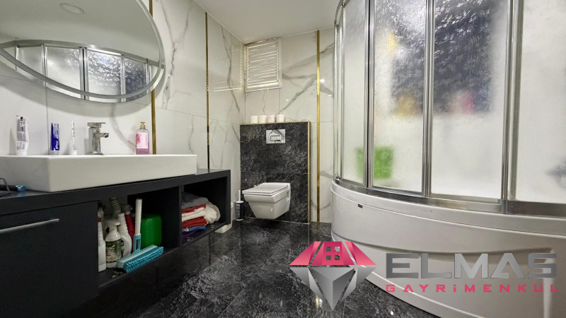 Elmas’tan Hürriyet’te Geniş Peyzajlı Nezih Site İçi  4+1