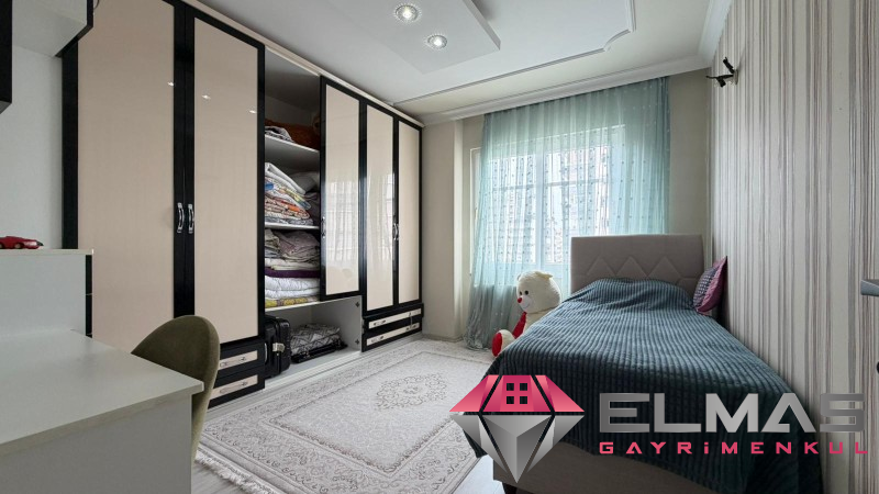 Elmas’tan Hürriyet’te Geniş Peyzajlı Nezih Site İçi  4+1