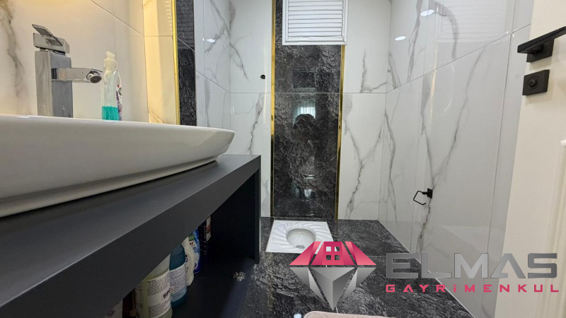 Elmas’tan Hürriyet’te Geniş Peyzajlı Nezih Site İçi  4+1