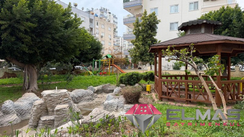 Elmas’tan Hürriyet’te Geniş Peyzajlı Nezih Site İçi  4+1