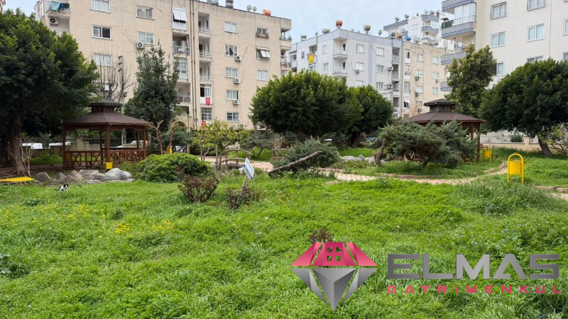 Elmas’tan Hürriyet’te Geniş Peyzajlı Nezih Site İçi  4+1