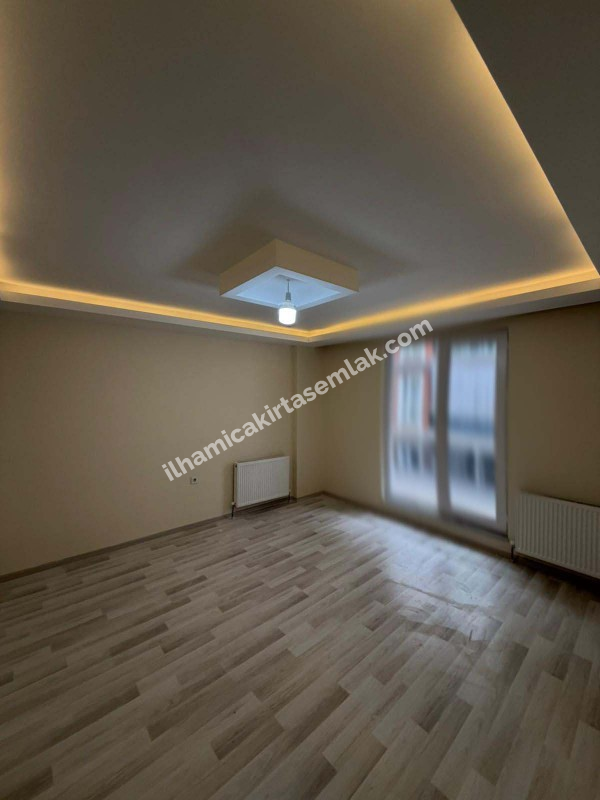 MERKEZİ KONUMDA KİRALIK 2+1 DAİRE