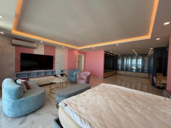 KKTC Girne Akacan Elegance Özel Ultra Lüks 3+1 Kiralık Penthouse Sinema Odalı Saunalı