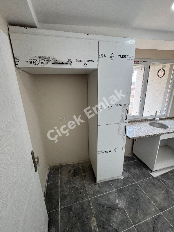 Alibeyköy Çarşı'ya Yakın 1+1 Sıfır Satılık Daire
