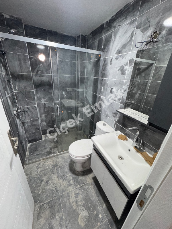 Alibeyköy Çarşı'ya Yakın 1+1 Sıfır Satılık Daire