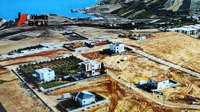 FIRAT MAH. VİLLALAR BÖLGESİNDE 4.KAT İMARLI SATILIK GÜNEY CEPHELİ 481m² ARSA
