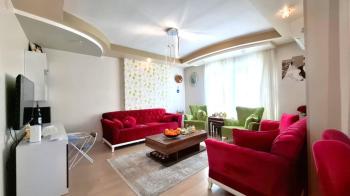 Elmas’tan Çiftlikköy’de 2 Bloklu Site İçinde Doğalgazlı  Ferah 3+1