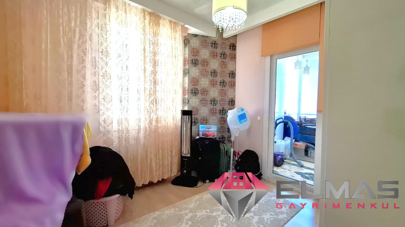 Elmas’tan Çiftlikköy’de 2 Bloklu Site İçinde Doğalgazlı  Ferah 3+1