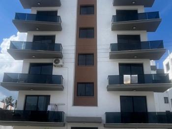 Küçük Kaymaklıda Terminal ve Okullar Yoluna Yürüme Mesafesinde Ensüit 3+1 satılık Daire