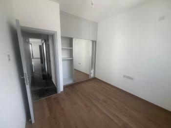 Küçük Kaymaklıda Terminal ve Okullar Yoluna Yürüme Mesafesinde Ensüit 3+1 satılık Daire