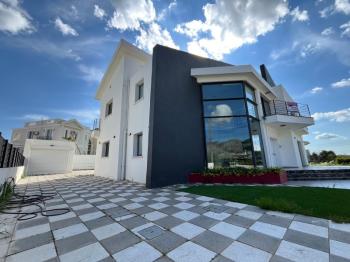 GİRNE BOĞAZDA  EŞYALI SATILIK MÜSTAKİL EV 