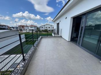 GİRNE BOĞAZDA  EŞYALI SATILIK MÜSTAKİL EV 