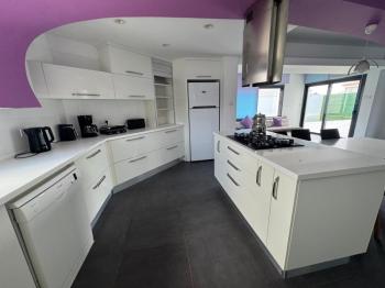 GİRNE BOĞAZDA  EŞYALI SATILIK MÜSTAKİL EV 