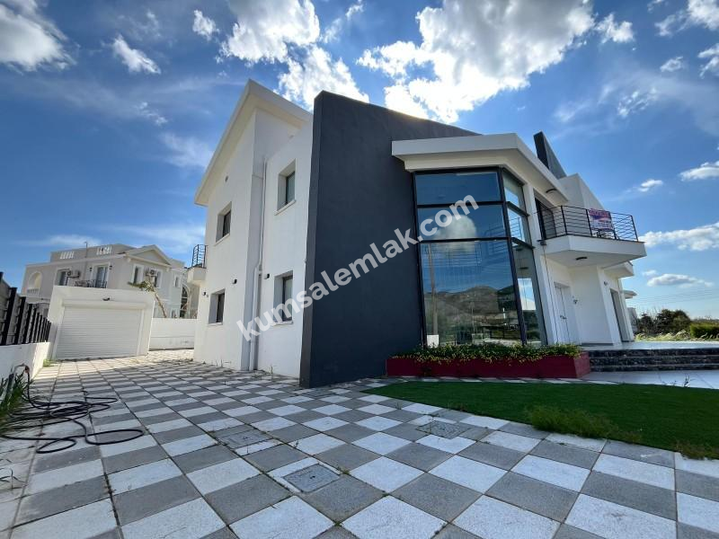 GİRNE BOĞAZDA  EŞYALI SATILIK MÜSTAKİL EV 
