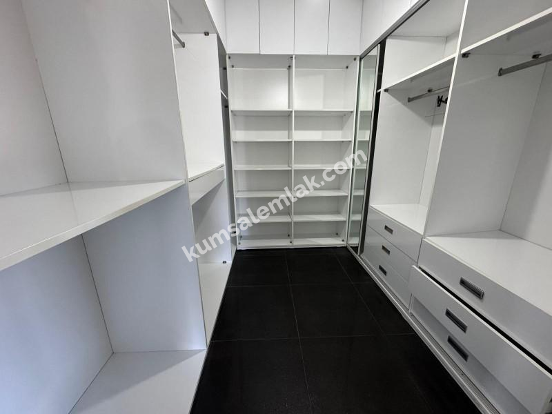 GİRNE BOĞAZDA  EŞYALI SATILIK MÜSTAKİL EV 