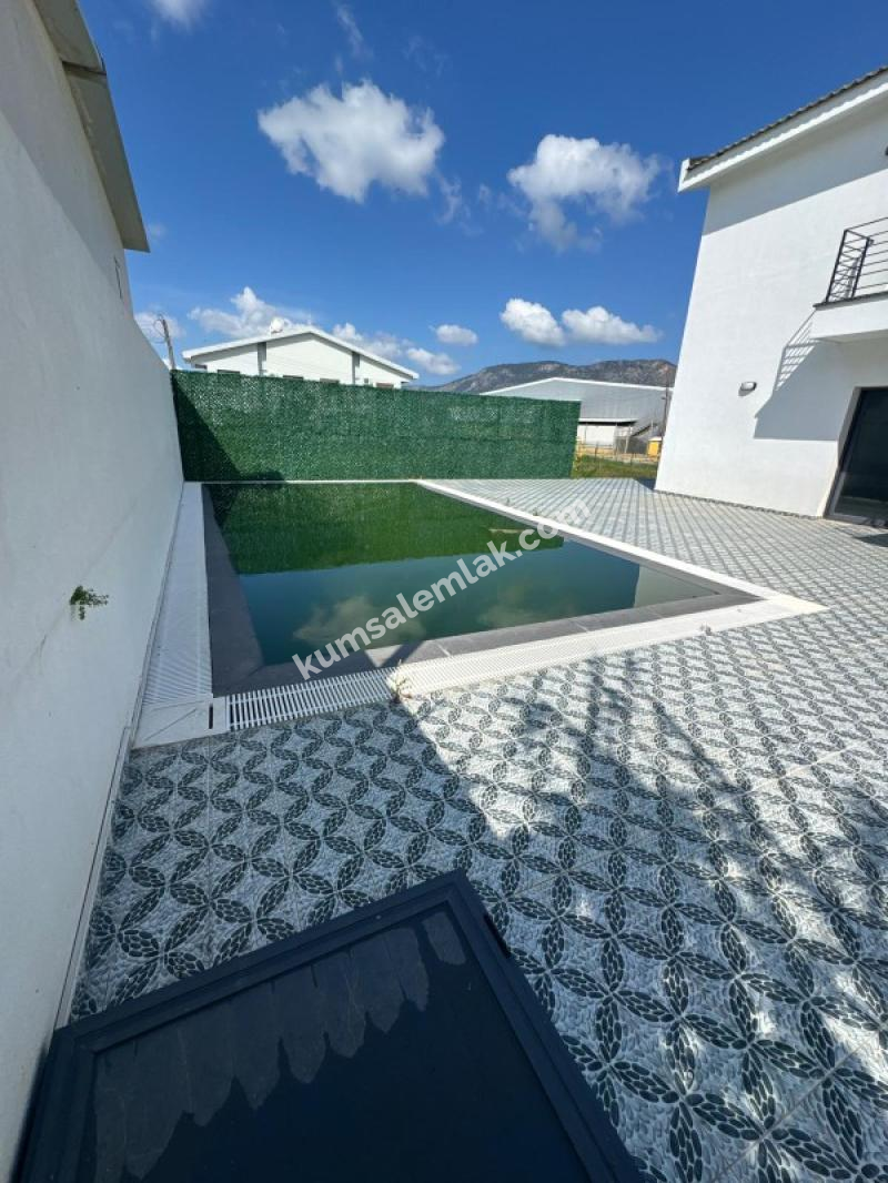 GİRNE BOĞAZDA  EŞYALI SATILIK MÜSTAKİL EV 