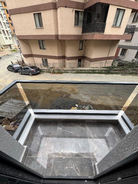 Alibeyköy Metro'ya 5 Dk 2+1 Müstakil Bahçeli 100 m2 Satılık Daire