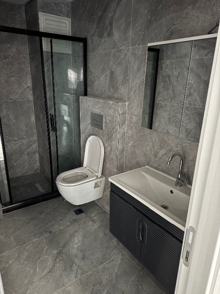 Alibeyköy Metro'ya 5 Dk 2+1 Müstakil Bahçeli 100 m2 Satılık Daire