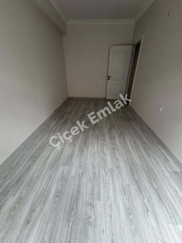 Alibeyköy Metro'ya 5 Dk 2+1 Müstakil Bahçeli 100 m2 Satılık Daire