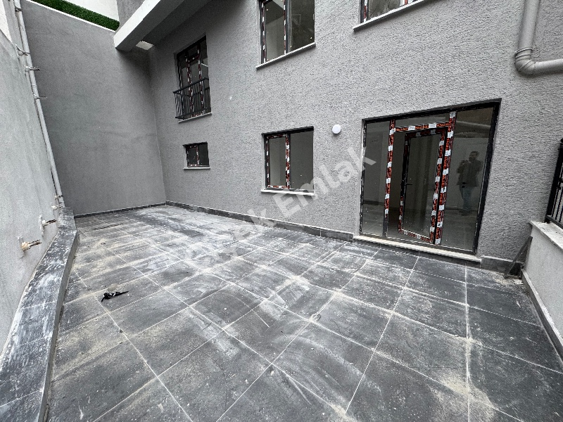 Alibeyköy Metro'ya 5 Dk 2+1 Müstakil Bahçeli 100 m2 Satılık Daire