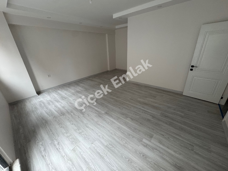 Alibeyköy Metro'ya 5 Dk 2+1 Müstakil Bahçeli 100 m2 Satılık Daire