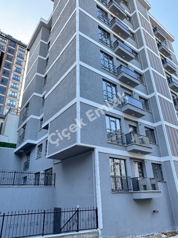 Alibeyköy Metro'ya 5 Dk 6.Kat Manzaralı 2+1 Balkonlu Sıfır Satılık Daire
