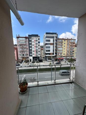 AFYON ÜÇOK EMLAKTAN ÖRNEKEVELER MAH 2+1 95M² TEMİZ BAKIMLI SATILIK DAİRE 