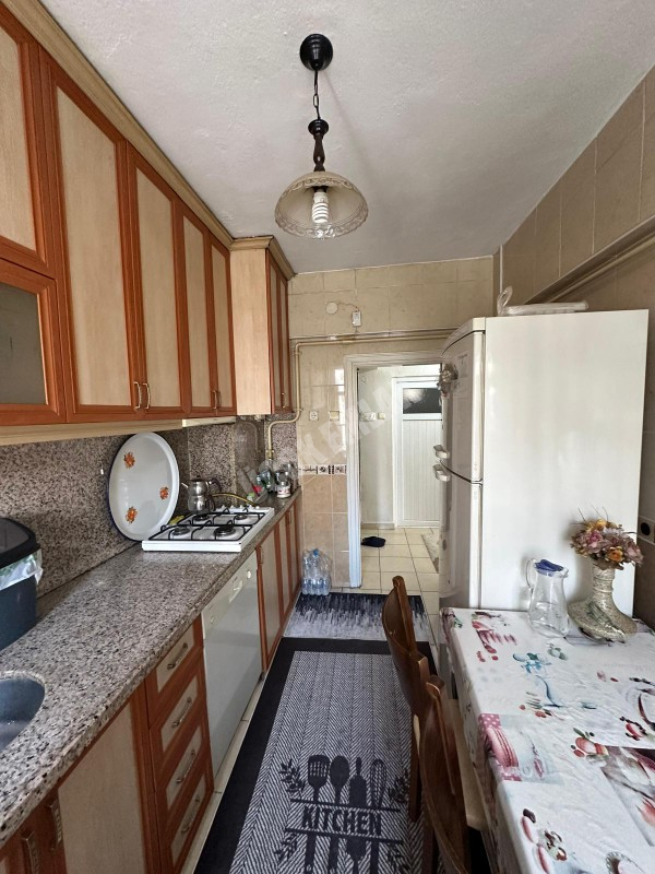 AFYON ÜÇOK EMLAKTAN ÖRNEKEVELER MAH 2+1 95M² TEMİZ BAKIMLI SATILIK DAİRE 