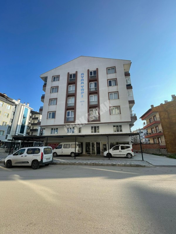 AFYON ÜÇOK EMLAKTAN ERENELER MAH TEMİZ BAKIMLI EŞYALI 2+0 50M² KİRALIK DAİRE 