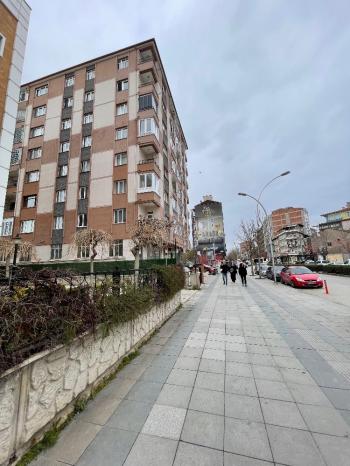 Güvenay - Çorum Çepni Mah. İnönü Caddesi Üzeri Satılık 2+1 Daire 