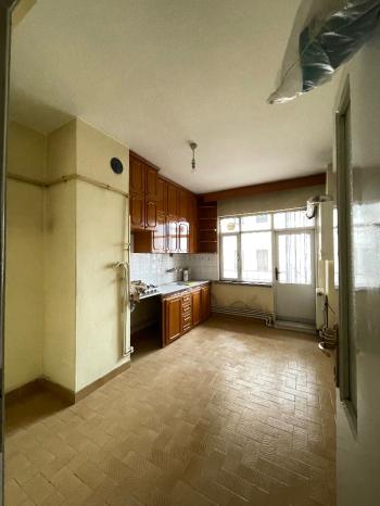 Güvenay - Çorum Çepni Mah. İnönü Caddesi Üzeri Satılık 2+1 Daire 