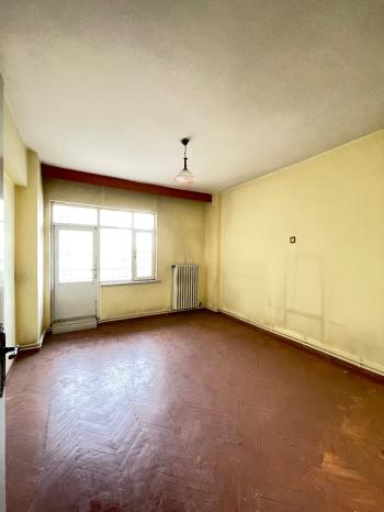 Güvenay - Çorum Çepni Mah. İnönü Caddesi Üzeri Satılık 2+1 Daire 