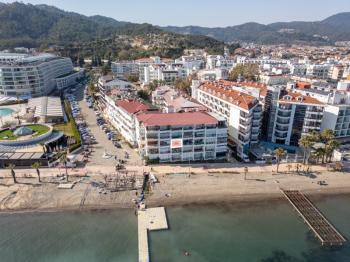 Marmaris Siteler Sahilde | Kendine Ait Plajlı Sitede | Deniz Manzaralı 1+1 Satılık Daire