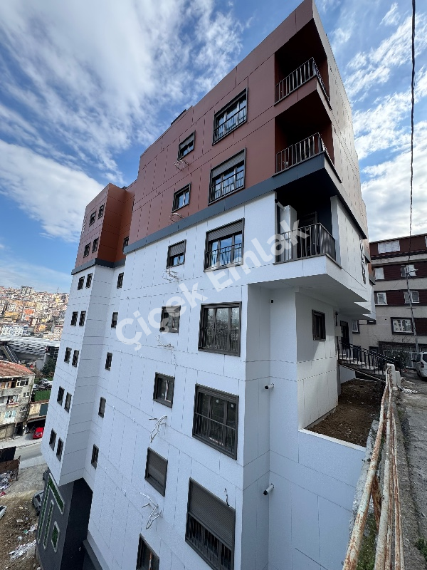 Alibeyköy Metro’ya 2 Dk Otoparklı 2+1 Sıfır Satılık Daire