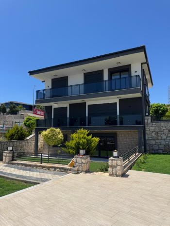DİDİM HİSAR MAHALLESİ’NDE 5+2 ULTRA LÜKS TAM MÜSTAKİL VİLLA | 2 MUTFAK | 4 BANYO | SAUNALI | OTOPARKLI | OTOMATİK PANJUR | 175 m² NET | GENİŞ VE FERAHL YAŞAM ALANI! 