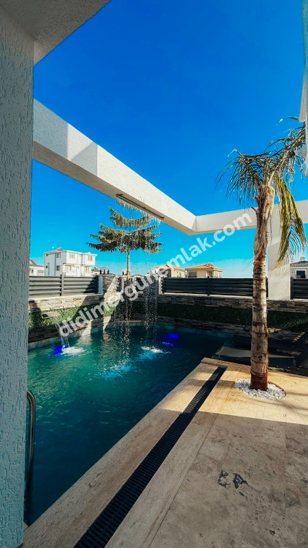DİDİM EFELER’DE ULTRA LÜKS 3+1 TAM MÜSTAKİL VİLLA! | ÖZEL HAVUZ | FULL EŞYALI | 250 m² ARSA | 140 m² NET | EBEVEYN BANYOLU | OTO SULAMA | KALORİFER ALTYAPI | KAÇIRILMAYACAK FIRSAT!