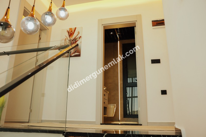 DİDİM EFELER’DE ULTRA LÜKS 3+1 TAM MÜSTAKİL VİLLA! | ÖZEL HAVUZ | FULL EŞYALI | 250 m² ARSA | 140 m² NET | EBEVEYN BANYOLU | OTO SULAMA | KALORİFER ALTYAPI | KAÇIRILMAYACAK FIRSAT!