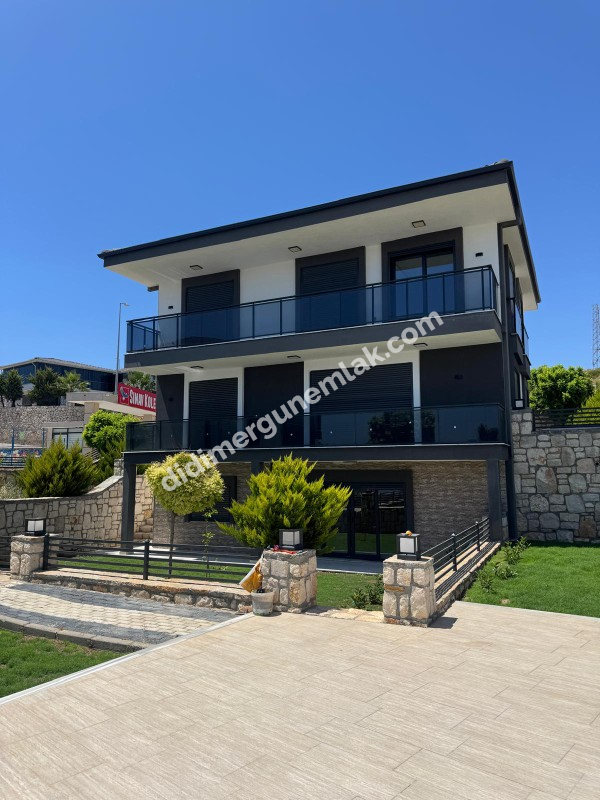 DİDİM HİSAR MAHALLESİ’NDE 5+2 ULTRA LÜKS TAM MÜSTAKİL VİLLA | 2 MUTFAK | 4 BANYO | SAUNALI | OTOPARKLI | OTOMATİK PANJUR | 175 m² NET | GENİŞ VE FERAHL YAŞAM ALANI! 