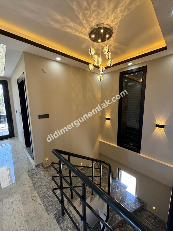DİDİM HİSAR MAHALLESİ’NDE 5+2 ULTRA LÜKS TAM MÜSTAKİL VİLLA | 2 MUTFAK | 4 BANYO | SAUNALI | OTOPARKLI | OTOMATİK PANJUR | 175 m² NET | GENİŞ VE FERAHL YAŞAM ALANI! 
