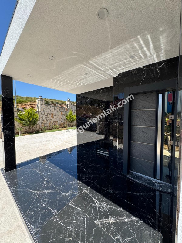 DİDİM HİSAR MAHALLESİ’NDE 5+2 ULTRA LÜKS TAM MÜSTAKİL VİLLA | 2 MUTFAK | 4 BANYO | SAUNALI | OTOPARKLI | OTOMATİK PANJUR | 175 m² NET | GENİŞ VE FERAHL YAŞAM ALANI! 