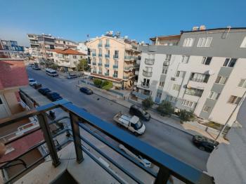 Didim Yeni Mahalle'de Yatırımlık & Bakımlı 2+1 Satılık Daire
